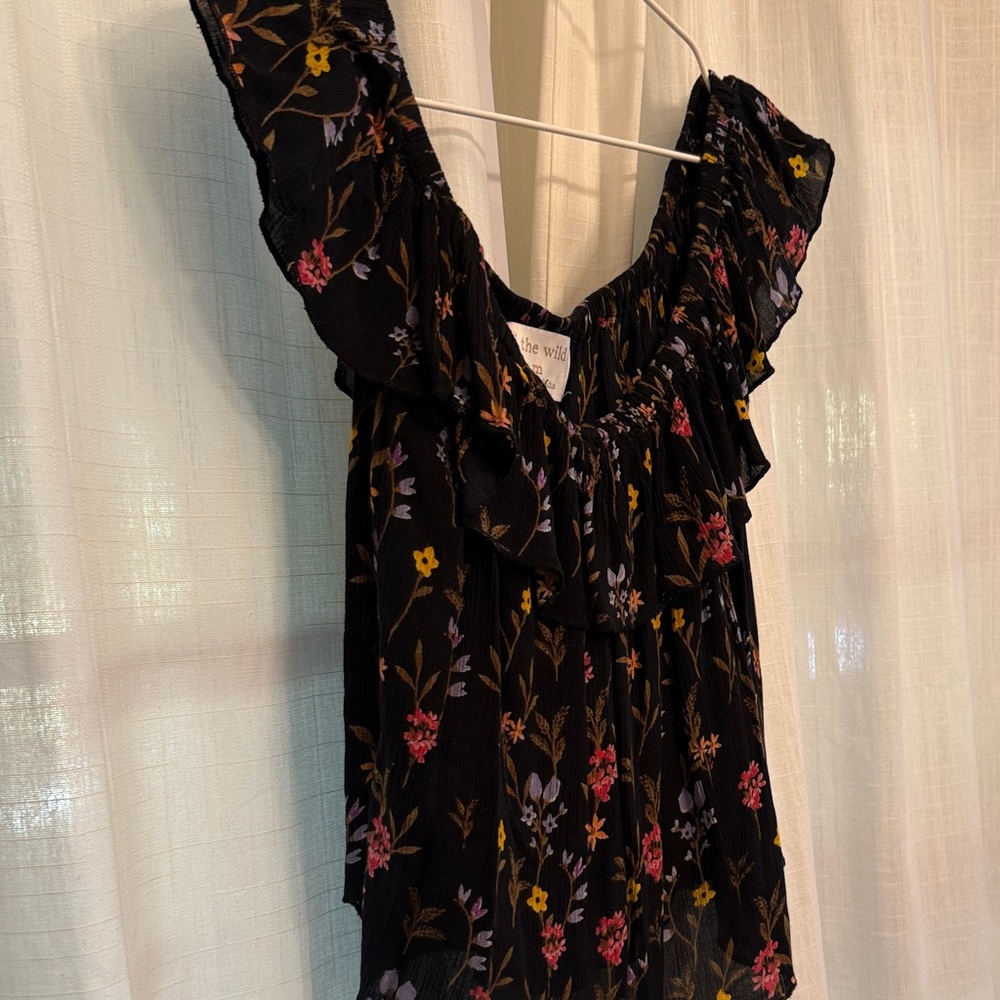 Floral Ruffle Blouse